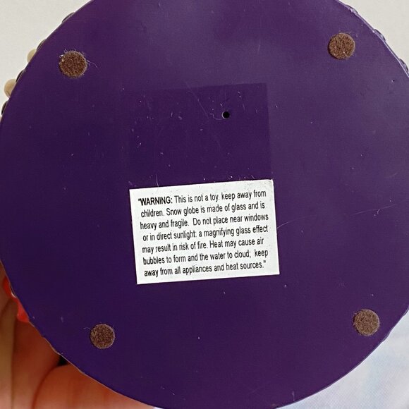 Disney Parks Minnie Mouse Mini Snow Globe Wardrobe Costume Chest Figurine - Picture 8 of 9